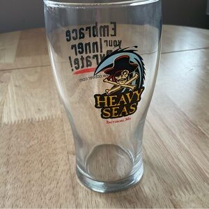 Heavy Seas 16 oz Craft Beer Pint Glass Pirate Skull Baltimore MD Man Cave Bar